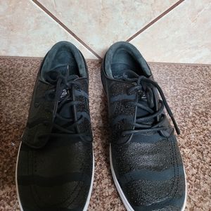 Nike Janoski